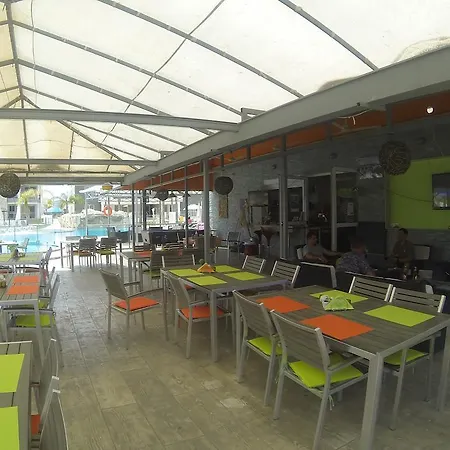 日出豪华公寓酒店 公寓 *