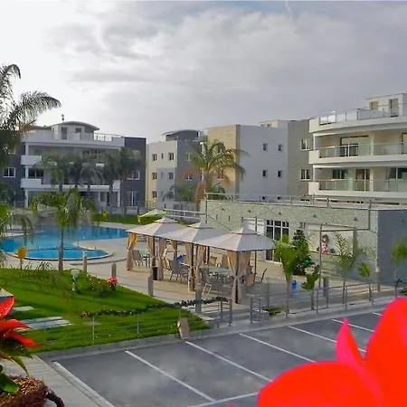 Sunrise Complex Luxury Apartments Apartment Oroklini